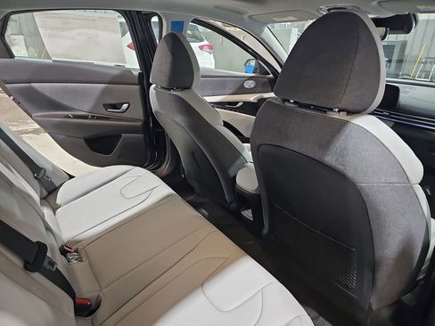 New 2026 Hyundai Elantra Limited image 11