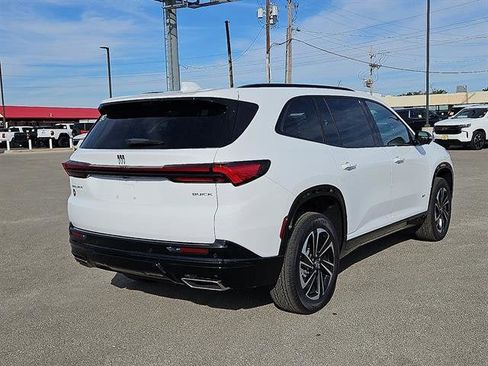 New 2026 Buick Enclave Sport Touring w/ Power Package image 5