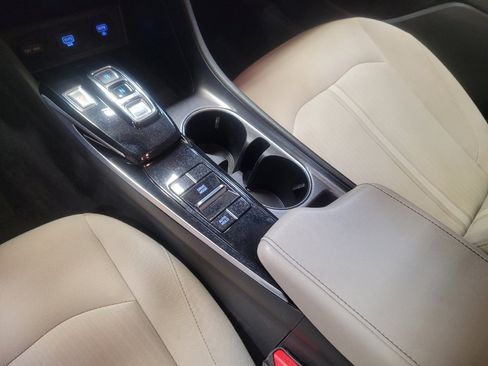 Used 2021 Hyundai Sonata SEL image 26