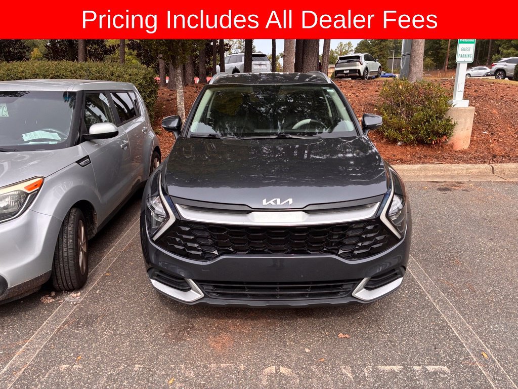 Used 2023 Kia Sportage EX AWD/4WD image 2