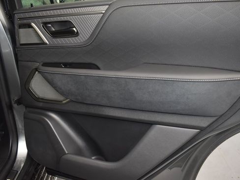 New 2026 INFINITI QX80 Autograph w/ Premium Cargo Package image 23