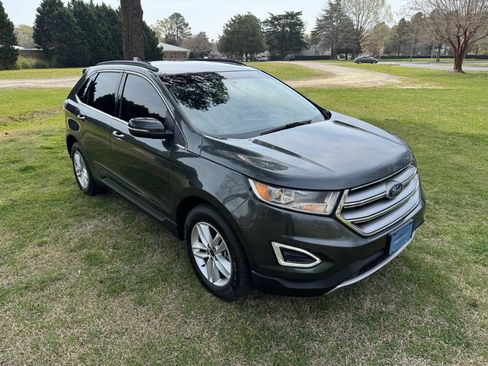 Used 2015 Ford Edge SEL w/ Equipment Group 201A AWD/4WD image 2