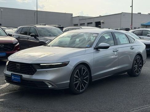 New 2026 Honda Accord Touring image 4
