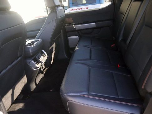 Used 2022 Ford F150 Lariat image 16