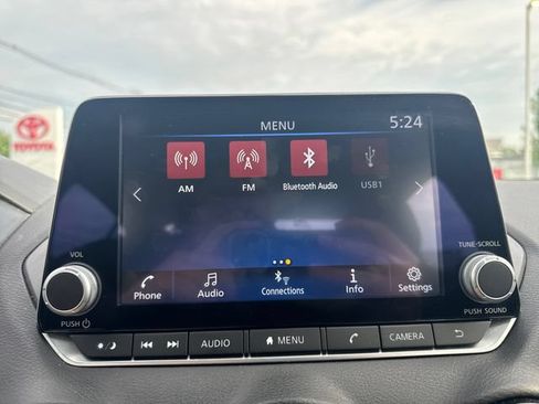Used 2024 Nissan Sentra SV w/ All-Weather Package FWD image 21