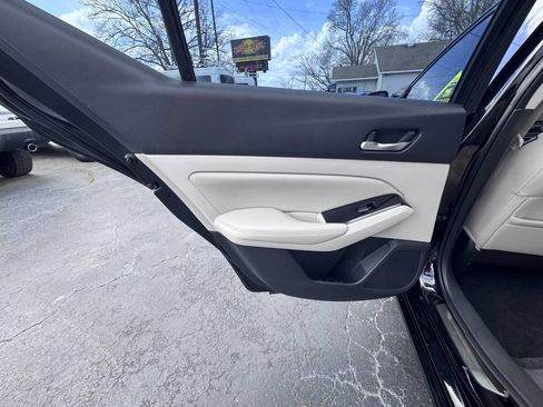 Used 2020 Nissan Altima 2.0 Platinum image 37