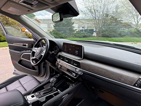 Used 2021 Kia Telluride SX w/ Nightfall Edition Package AWD/4WD image 23