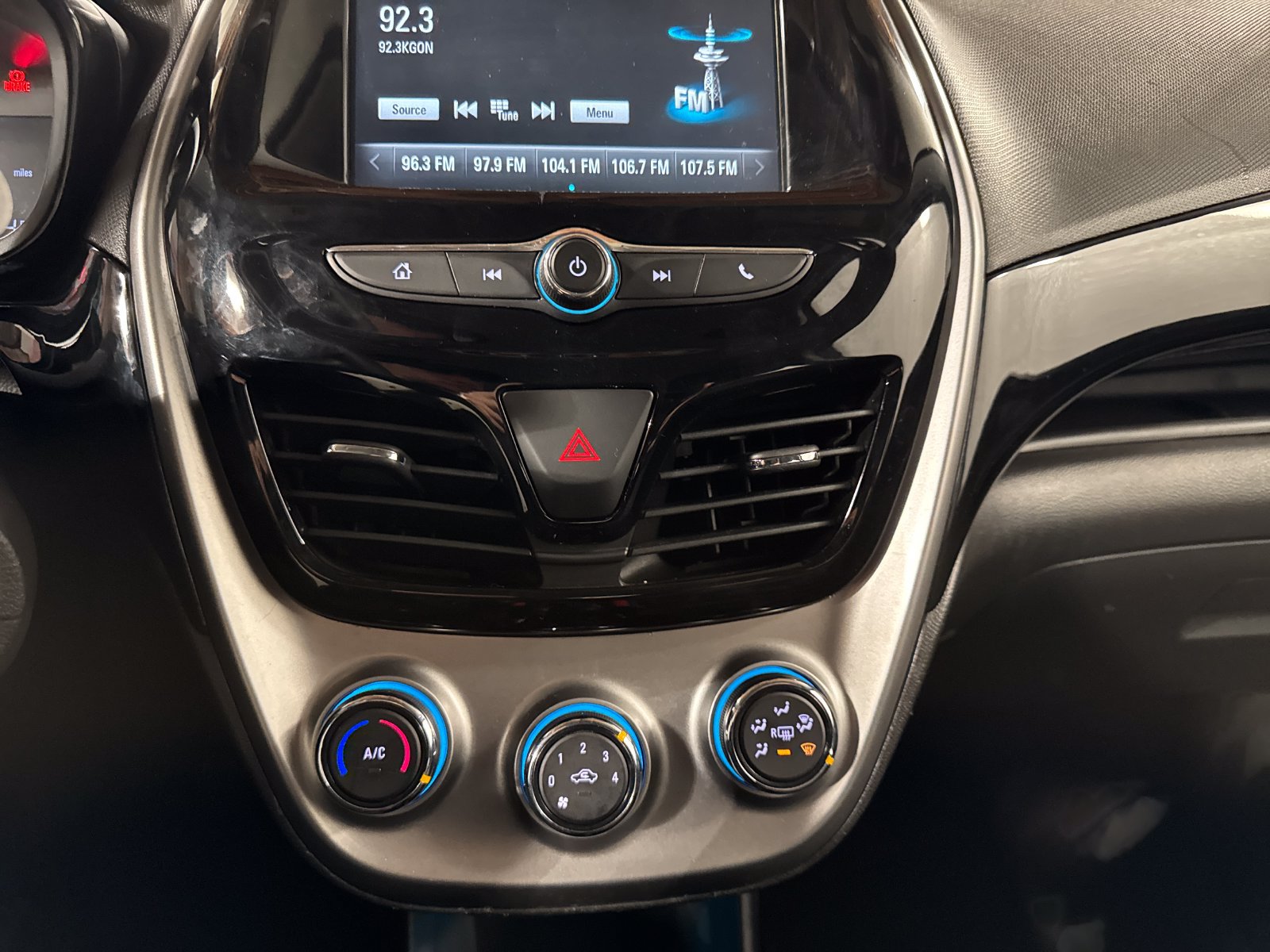 Used 2017 Chevrolet Spark LT FWD image 22
