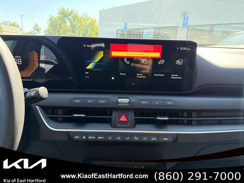 New 2026 Kia K4 FWD image 25