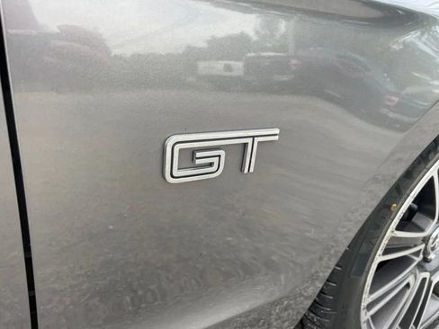 Used 2010 Ford Mustang GT Premium RWD image 10