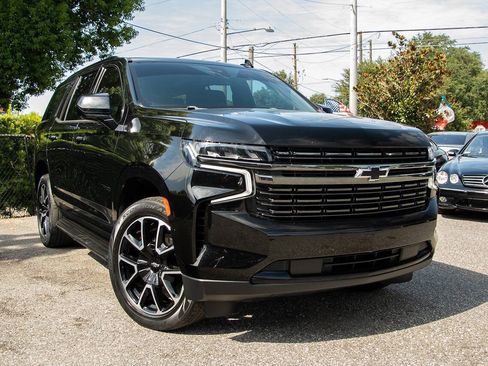 Used 2021 Chevrolet Tahoe RST RWD image 2