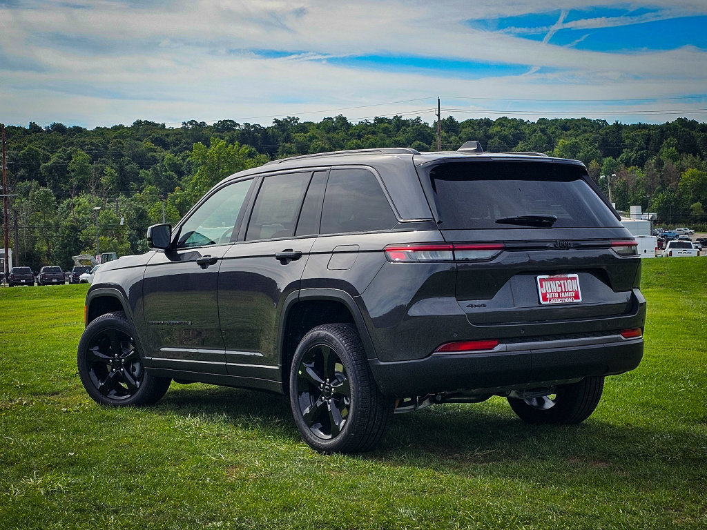 New 2026 Jeep Grand Cherokee Limited AWD/4WD image 5
