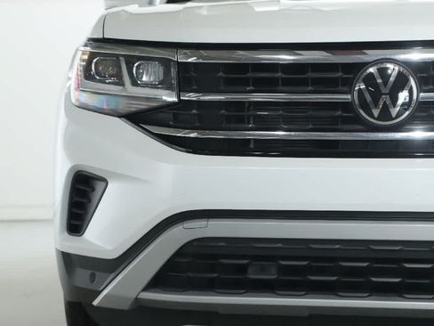 Used 2023 Volkswagen Atlas SEL AWD/4WD image 6