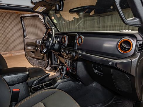 Used 2022 Jeep Gladiator Mojave w/ LED Lighting Group image 15