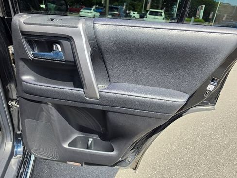 Used 2022 Toyota 4Runner Limited AWD/4WD image 16