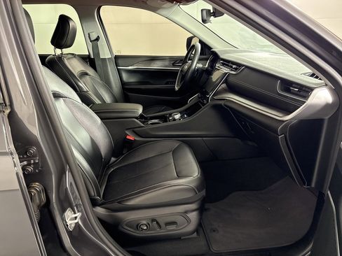 Used 2022 Jeep Grand Cherokee Limited w/ Trailer Tow Prep Group (B) image 42