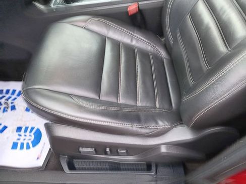 Used 2017 Ford Escape Titanium FWD image 14