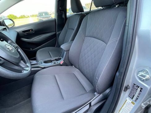 Used 2024 Toyota Corolla LE FWD image 10