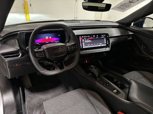 Used 2025 Dodge Charger R/T w/ Quick Order Package 25M R/T image 10