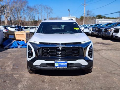 Used 2026 Chevrolet Equinox ACTIV w/ Convenience Package III AWD/4WD image 8