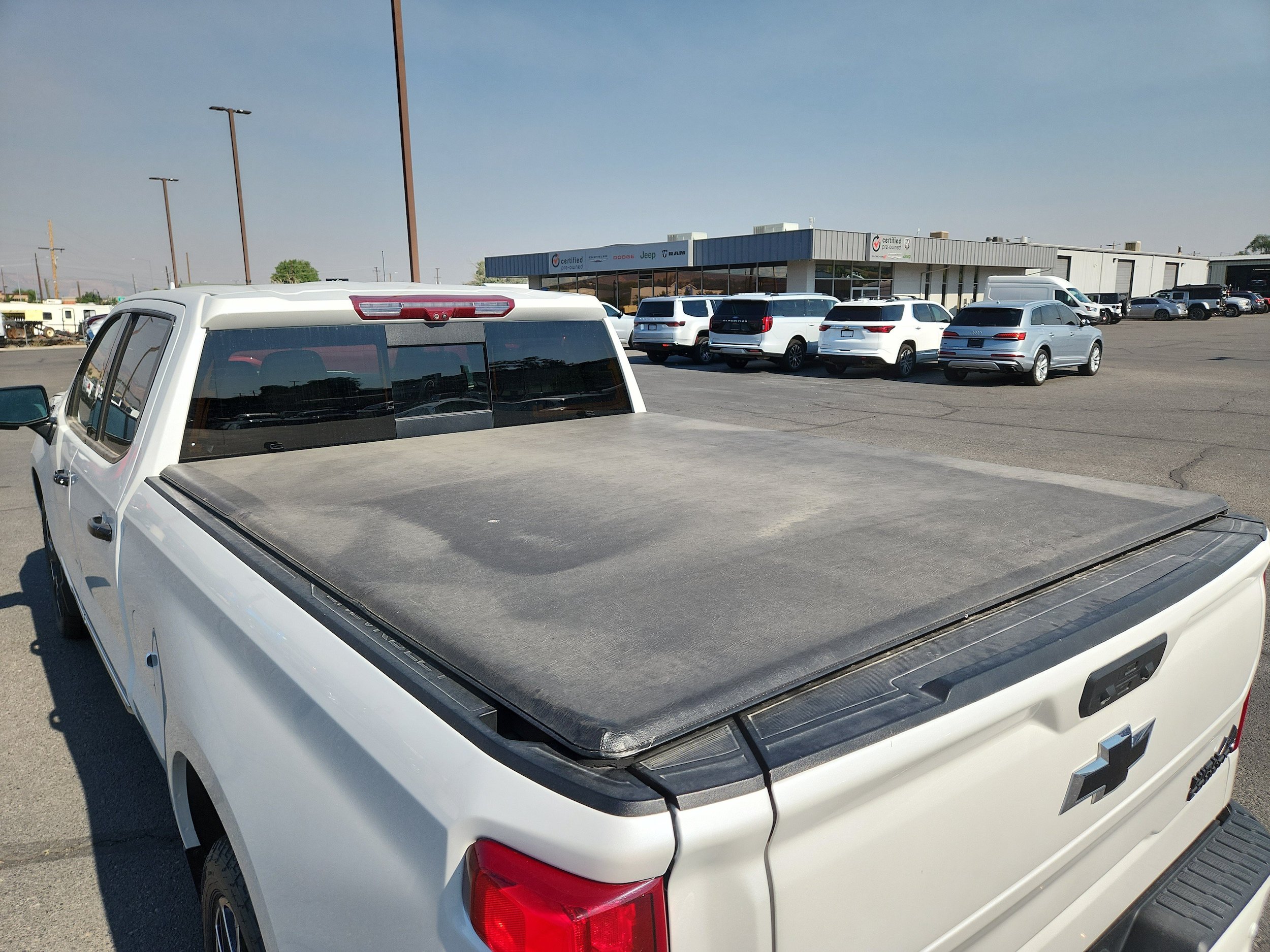Used 2023 Chevrolet Silverado 1500 High Country w/ Technology Package AWD/4WD image 29