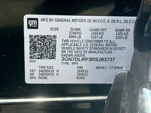 Used 2024 Chevrolet Equinox EV LT FWD image 35