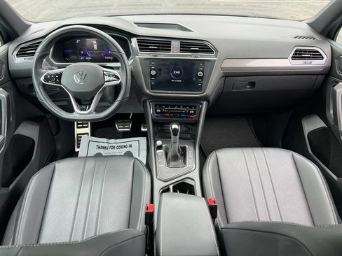 Used 2023 Volkswagen Tiguan SE R-Line FWD image 25