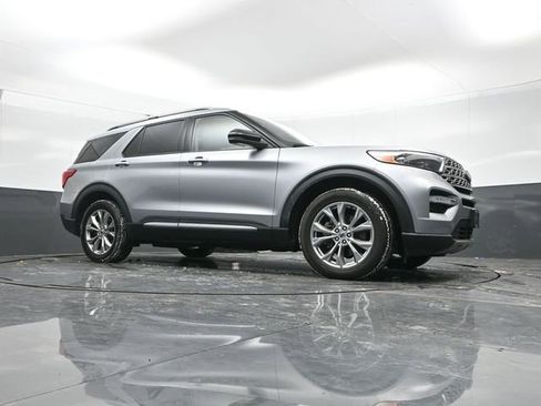 Used 2022 Ford Explorer Limited w/ Equipment Group 301A image 50