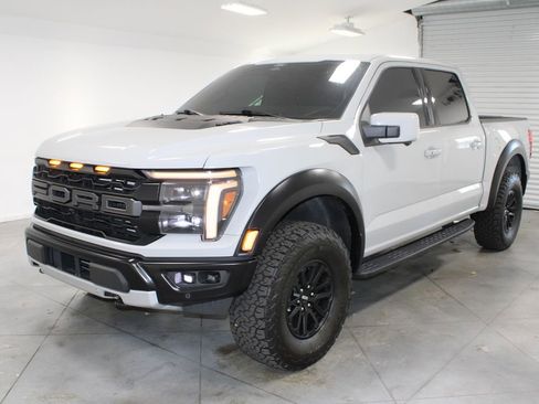 Used 2024 Ford F150 Raptor image 4