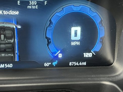 Used 2025 Ford Bronco Outer Banks image 14