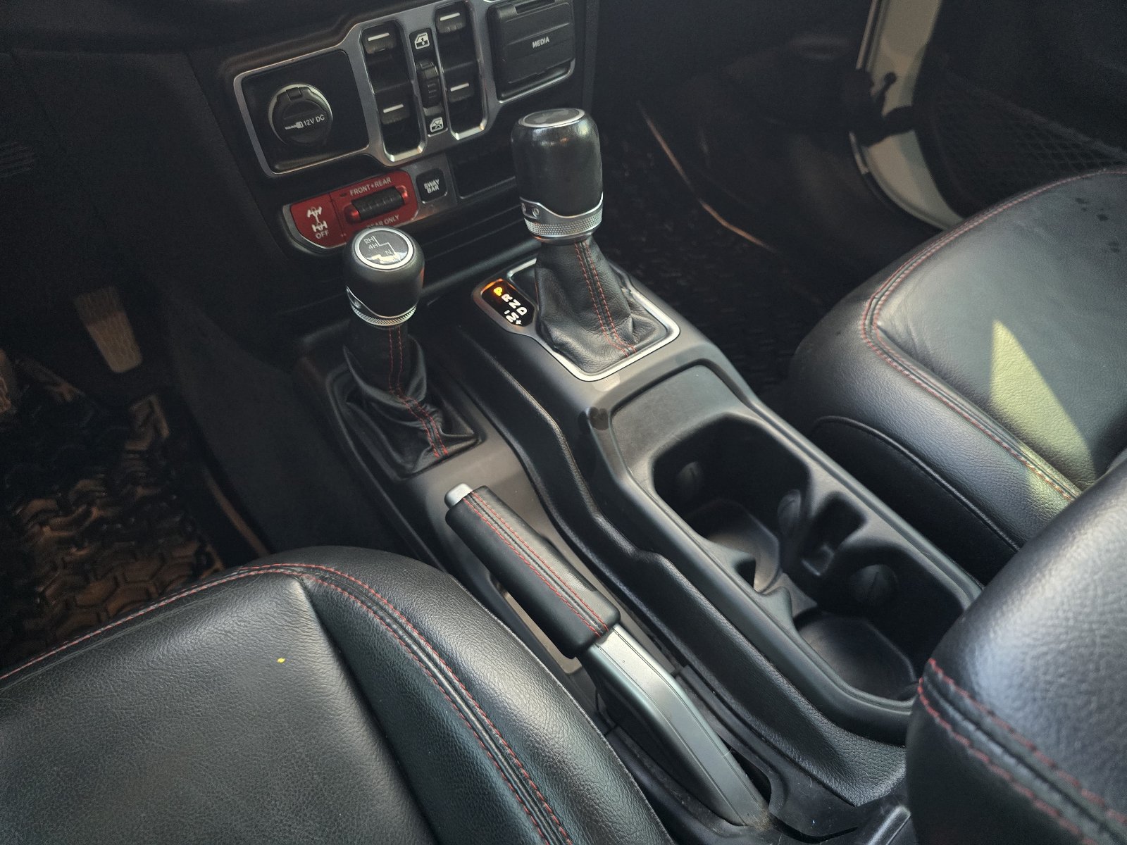 Used 2020 Jeep Wrangler Unlimited Rubicon AWD/4WD image 16