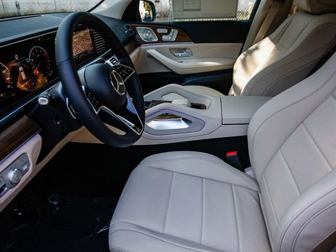 New 2026 Mercedes-Benz GLE 450 4MATIC image 19