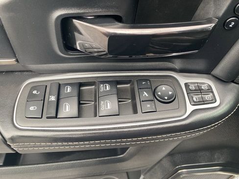 Used 2023 RAM 2500 Limited w/ Night Edition image 10