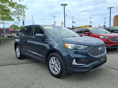 Certified 2024 Ford Edge SEL AWD/4WD image 3