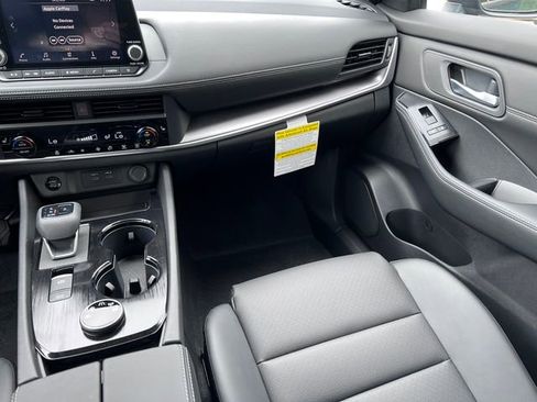 New 2026 Nissan Rogue SV AWD/4WD image 27