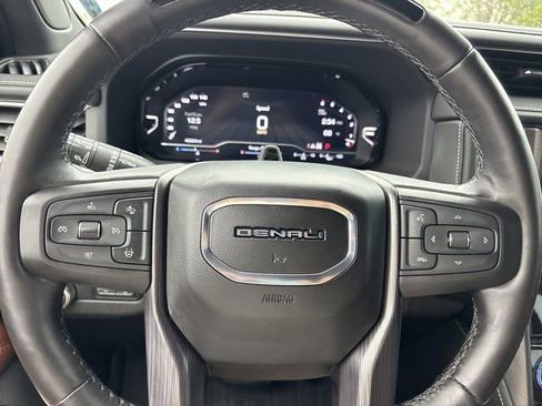 Used 2023 GMC Yukon Denali Ultimate w/ LPO, Floor Liner Package AWD/4WD image 37