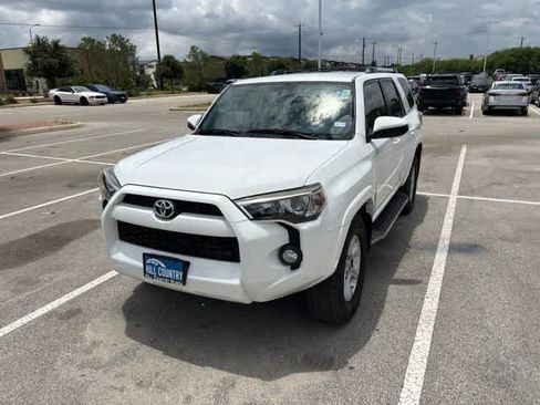 Used 2019 Toyota 4Runner SR5 RWD image 1