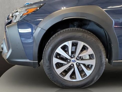 Used 2025 Subaru Outback Premium w/ Popular Package #1A AWD/4WD image 14