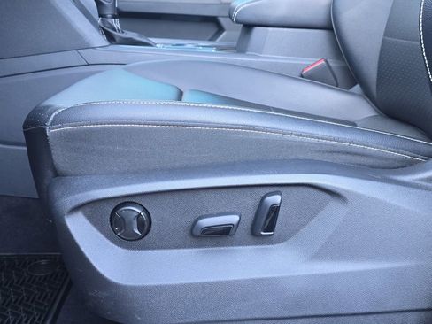 Used 2023 Volkswagen Atlas SE image 28