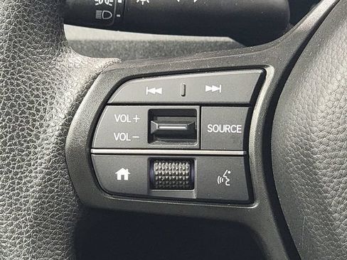 Certified 2025 Honda CR-V EX image 27