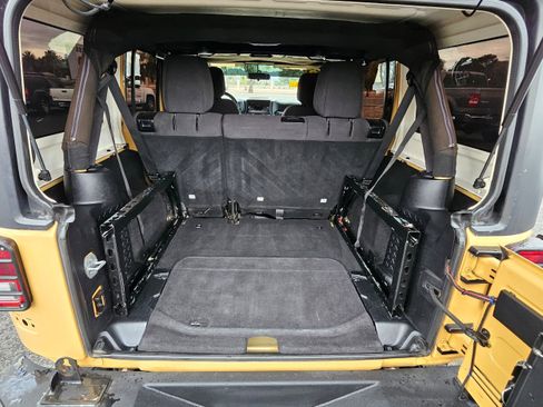 Used 2014 Jeep Wrangler Unlimited Sport w/ Max Tow Package image 23