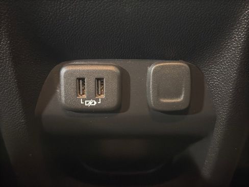 Used 2022 GMC Canyon Elevation w/ Elevation Premium Package image 14