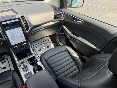 Used 2023 Ford Edge SEL w/ Convenience Package AWD/4WD image 17