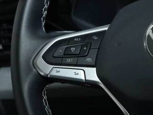 Used 2023 Volkswagen Taos S image 22