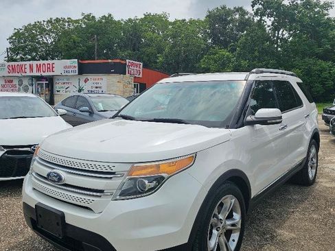 Used 2011 Ford Explorer Limited w/ 301A Rapid Spec Order Code FWD image 6