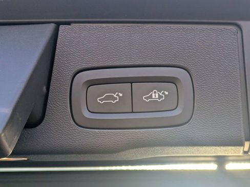 Used 2024 Volvo XC60 B5 Plus w/ Protection Package image 14