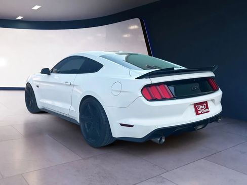Used 2016 Ford Mustang GT Premium image 3