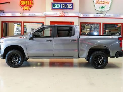 Used 2021 Chevrolet Silverado 1500 Custom Trail Boss w/ LPO, Dark Essentials Package image 11