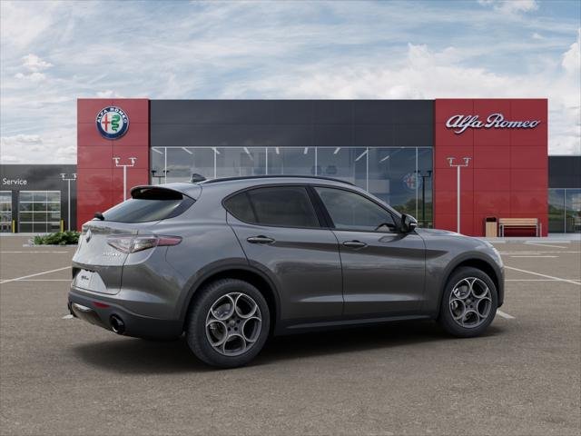 New 2025 Alfa Romeo Stelvio Sprint AWD/4WD image 31
