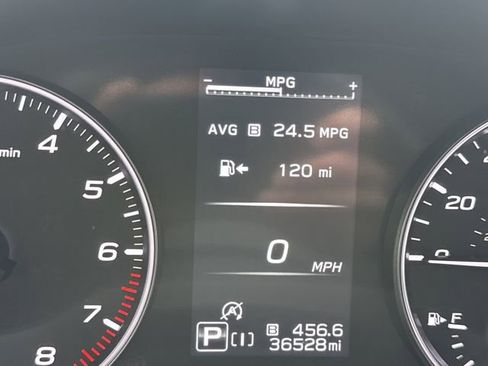 Certified 2024 Subaru Crosstrek 2.0i Premium image 12